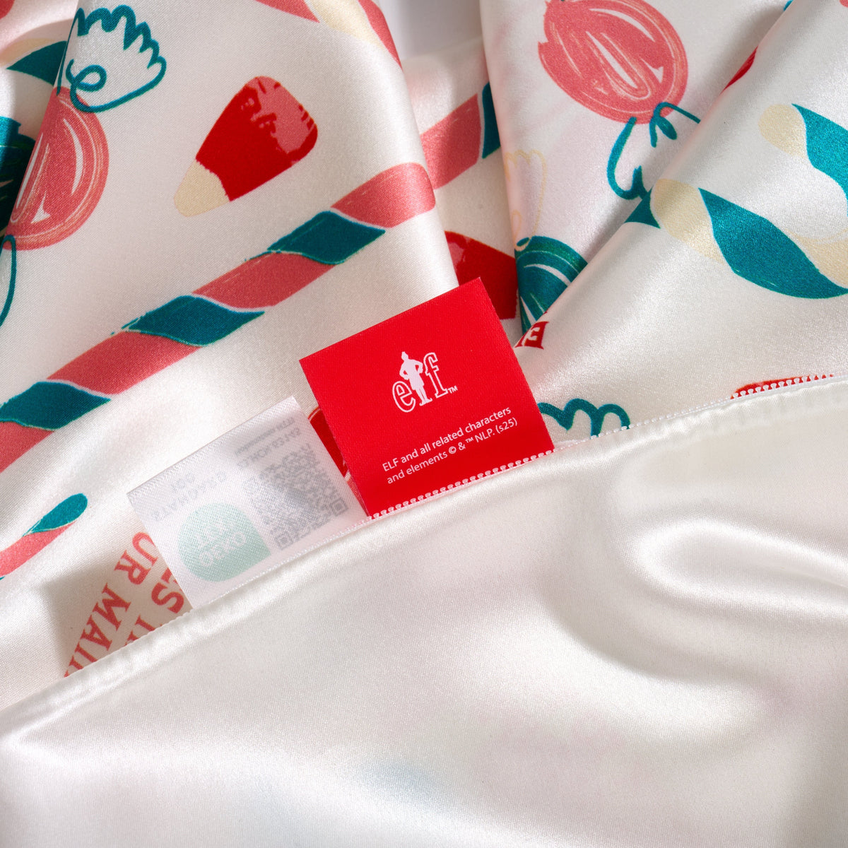 Pillowcase - Elf “Santa! I Know Him!” - King